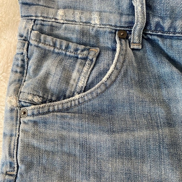 Citizens Of Humanity Blue Distressed Jean Shorts - Picture 7 of 15